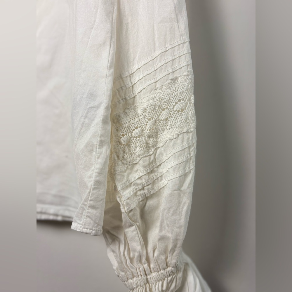 H&M White Ruffled Blouse - Picture 3 of 4